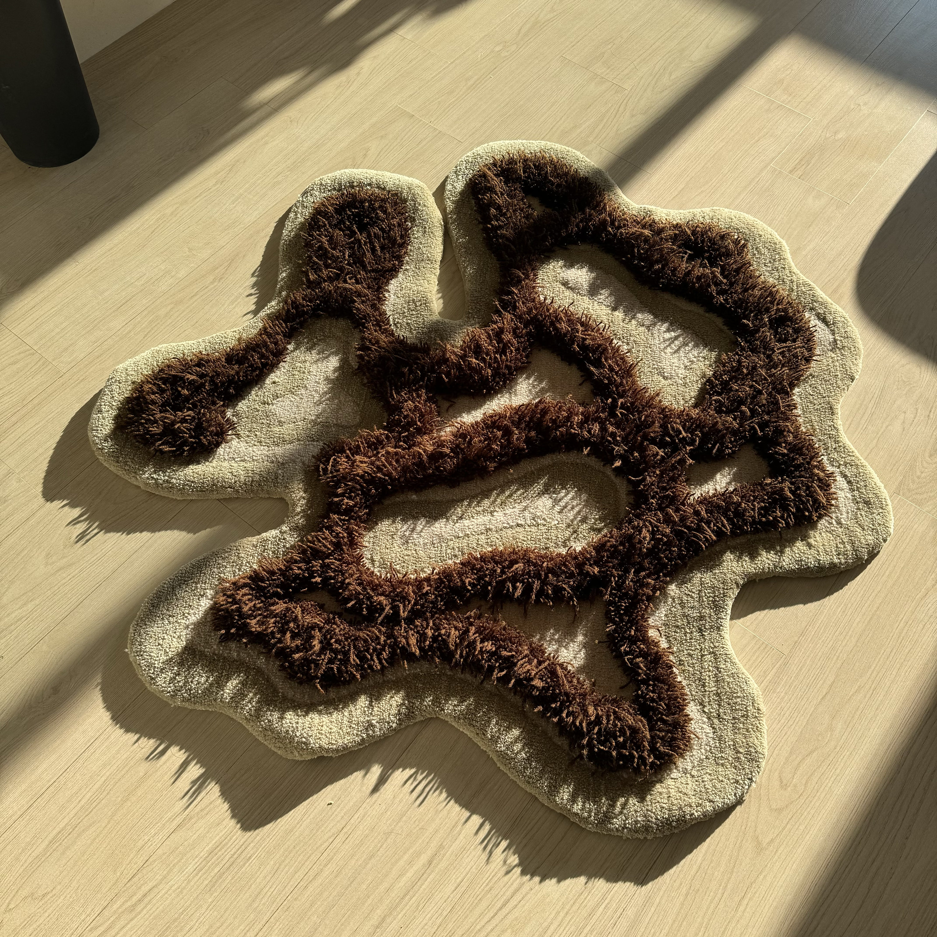 3D Abstract Tufted Rug - Aesthetic home decoration - Image 2