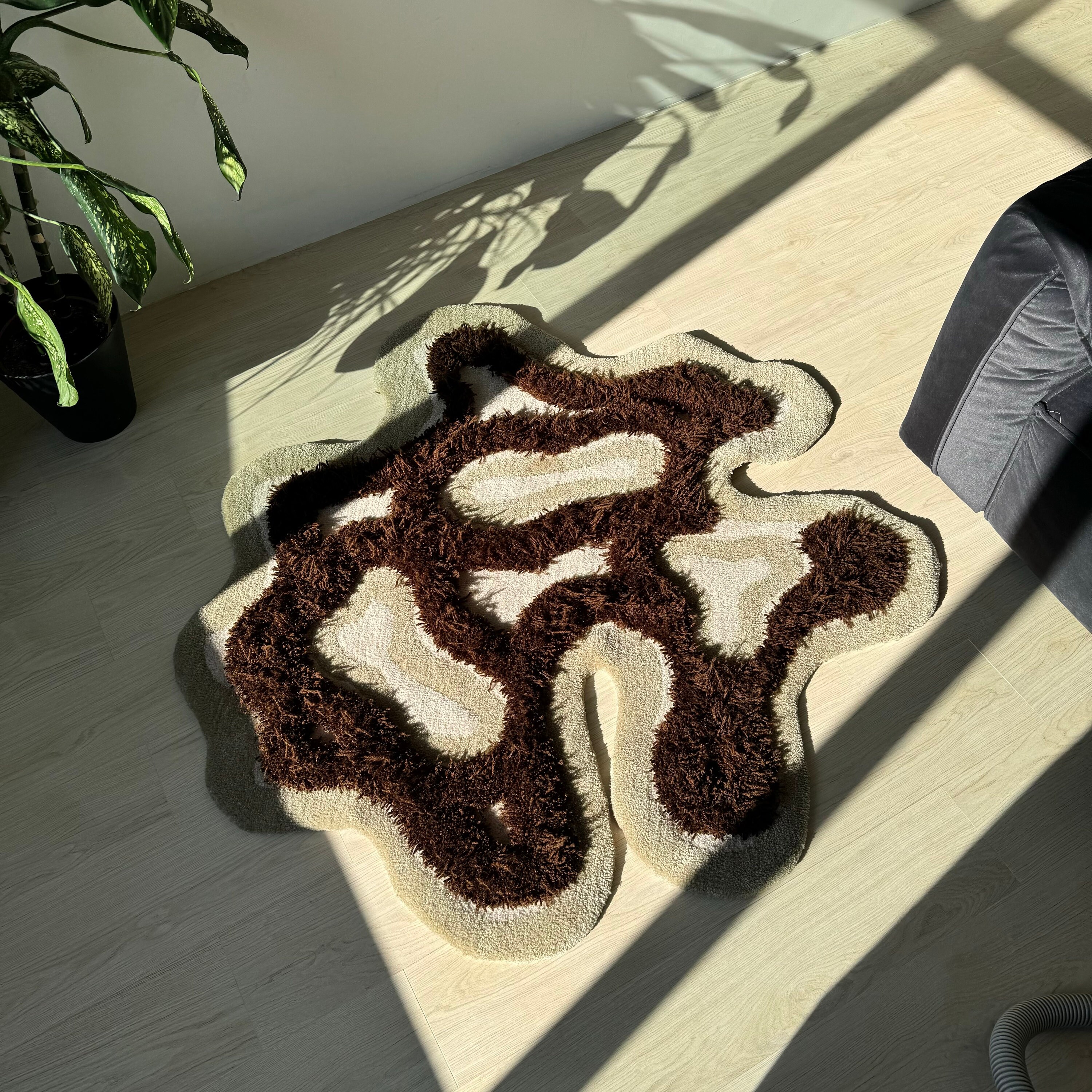 3D Abstract Tufted Rug - Aesthetic home decoration - Image 4