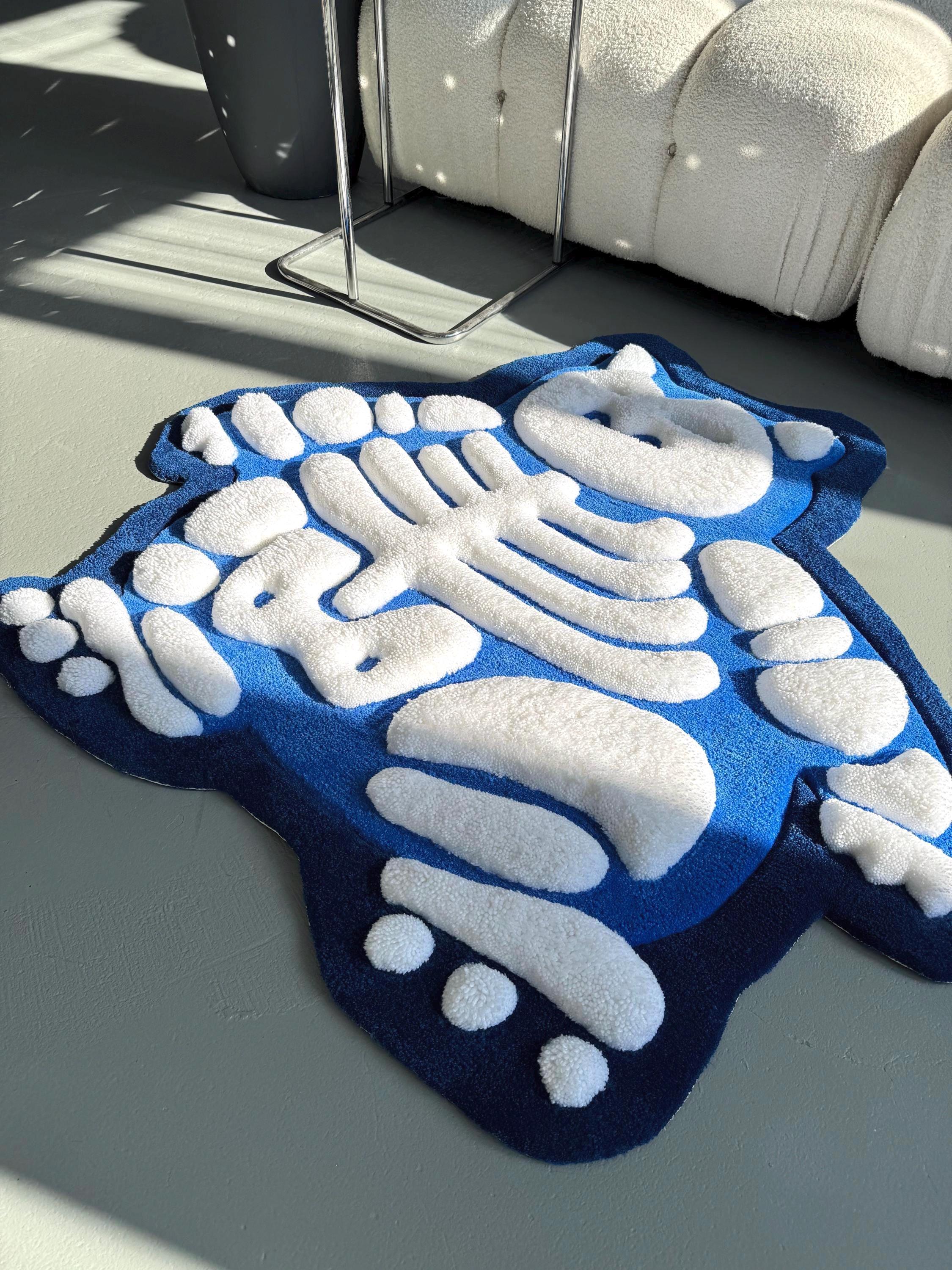 Fluffy 3D Tufted Skeleton Cartoon Rug: Handmade Plushy Floor Decor - Image 3