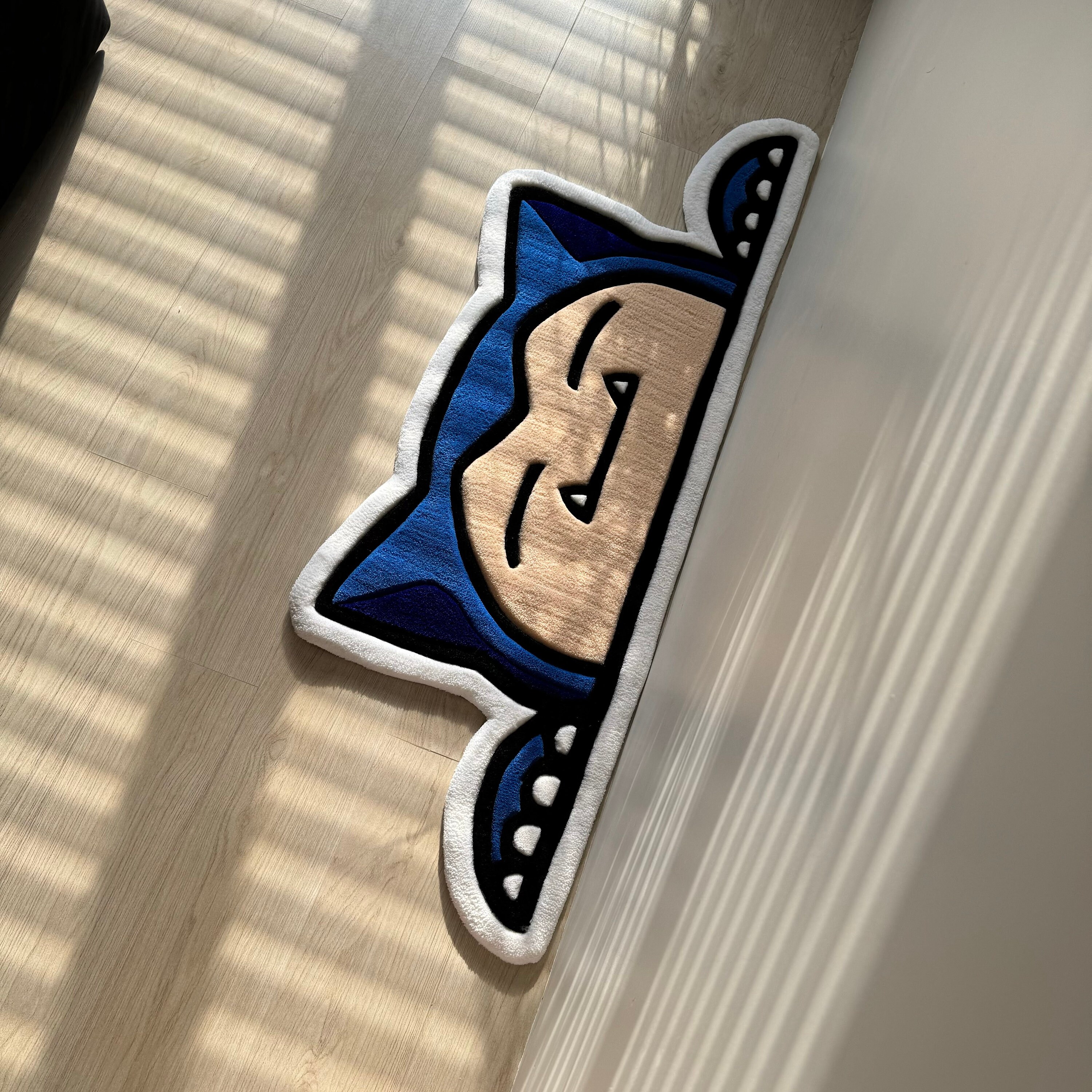 Handmade Cartoon Character Rug: Acrylic Tufted Decor (120cm) - Image 10