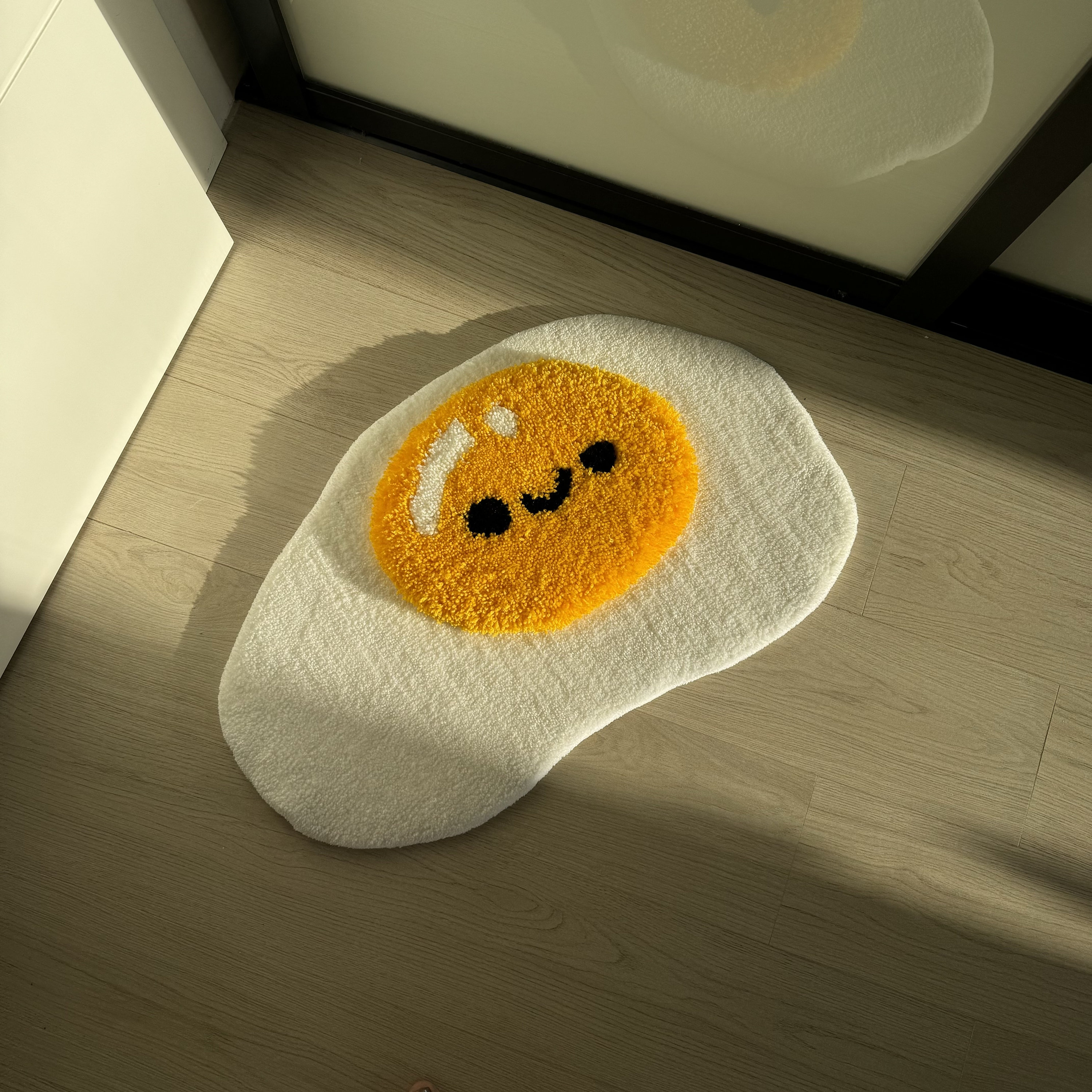 Handmade Tufted Egg Rug: Fluffy Home Decor Gift - Image 9