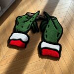 Grinch Hands Tufted Rug, Funny Christmas Decor - Image 10