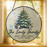 Christmas Tree and Snowman Stained Glass Suncatcher, Festive Winter Cabin Scene Holiday Window Hanging Decoration for Xmas Home Decor