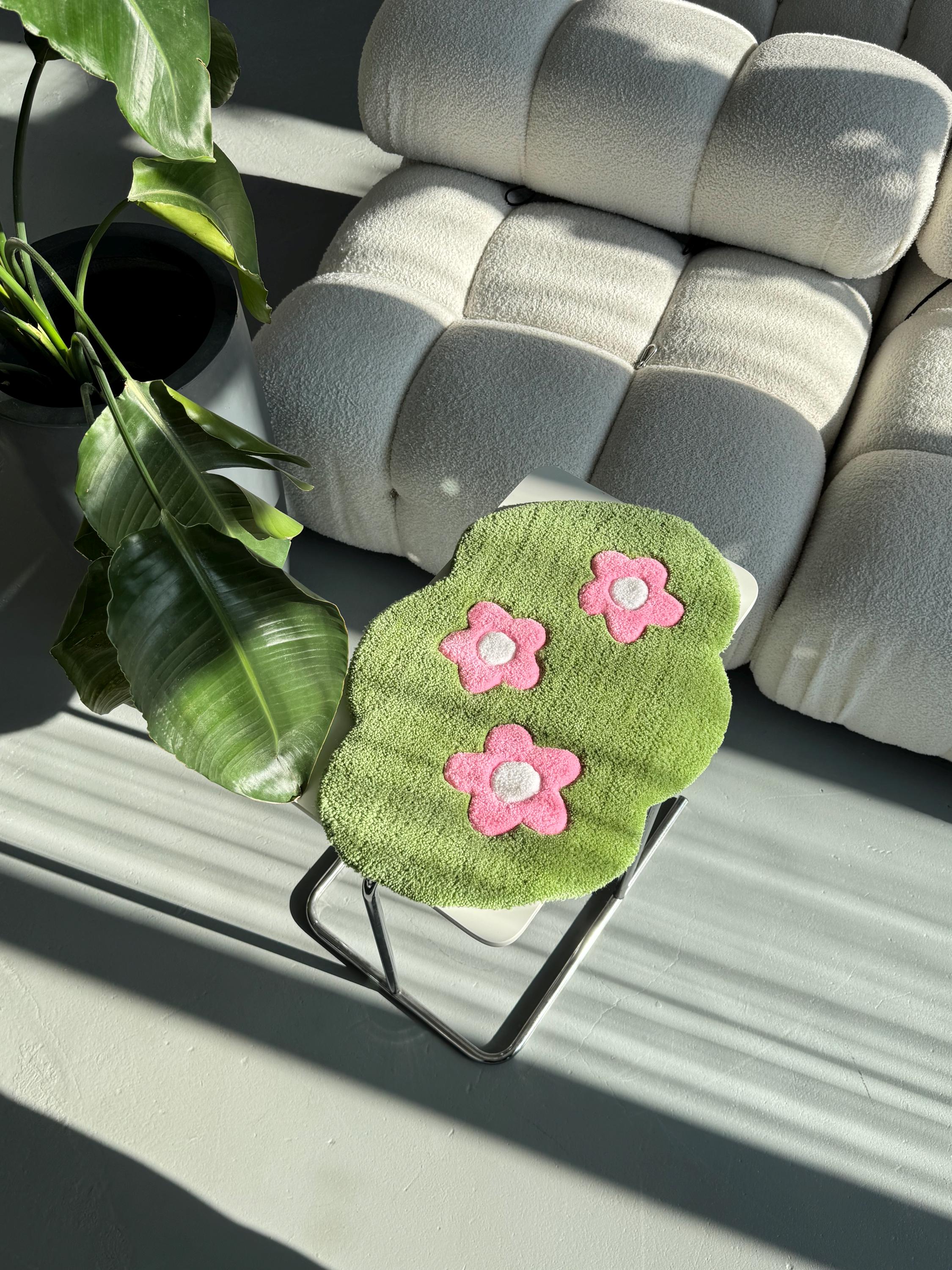 Small Tufted Rug with Flowers | Handmade Mat for Desk or Shelf Decor - Image 2