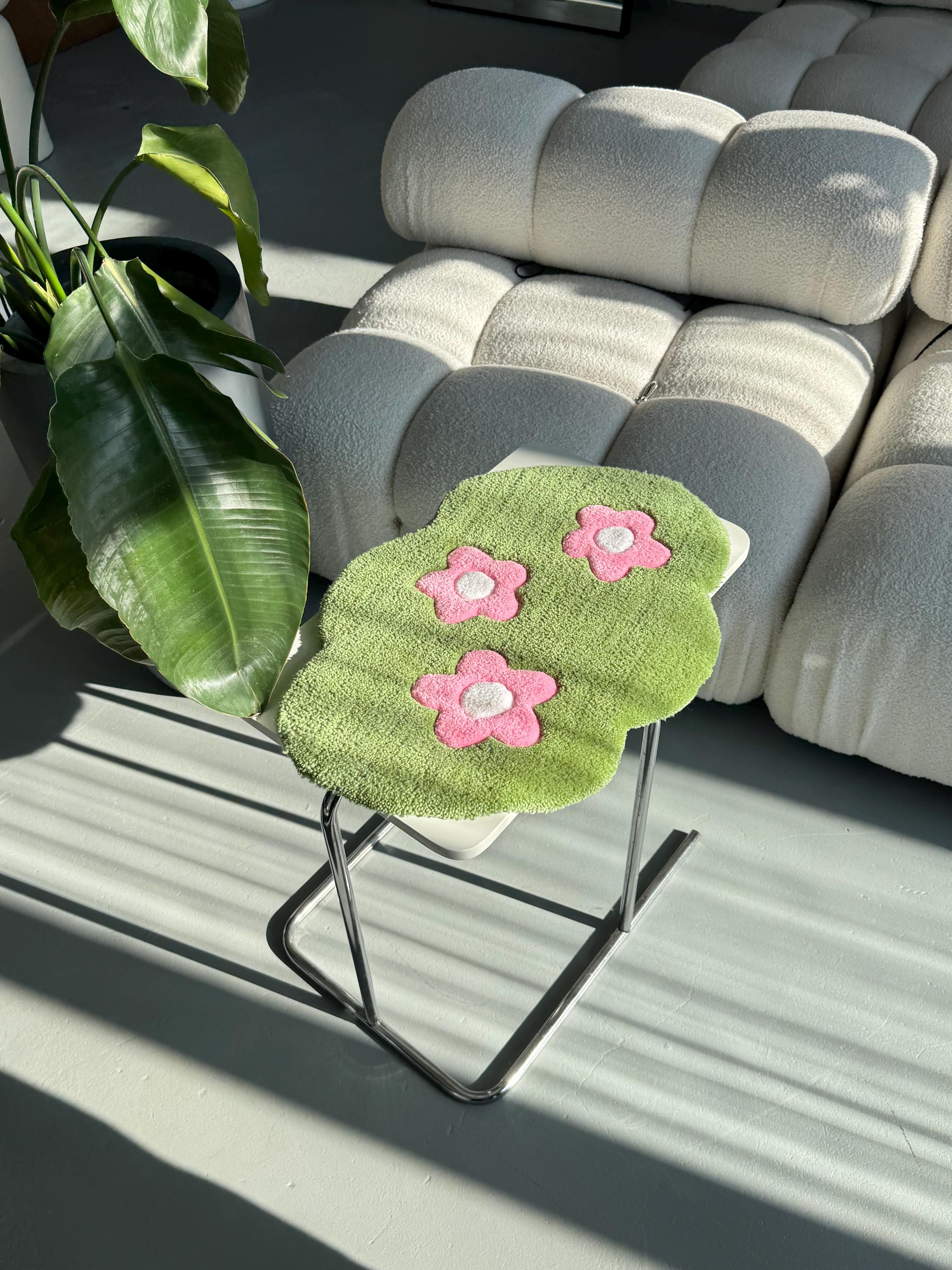 Small Tufted Rug with Flowers | Handmade Mat for Desk or Shelf Decor - Image 3